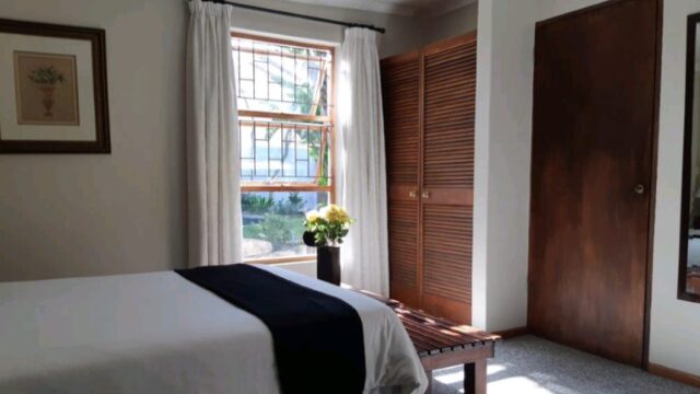 GUEST LODGE – BLOUBERGSTRAND- WESTERN CAPE – SOUTH AFRICA